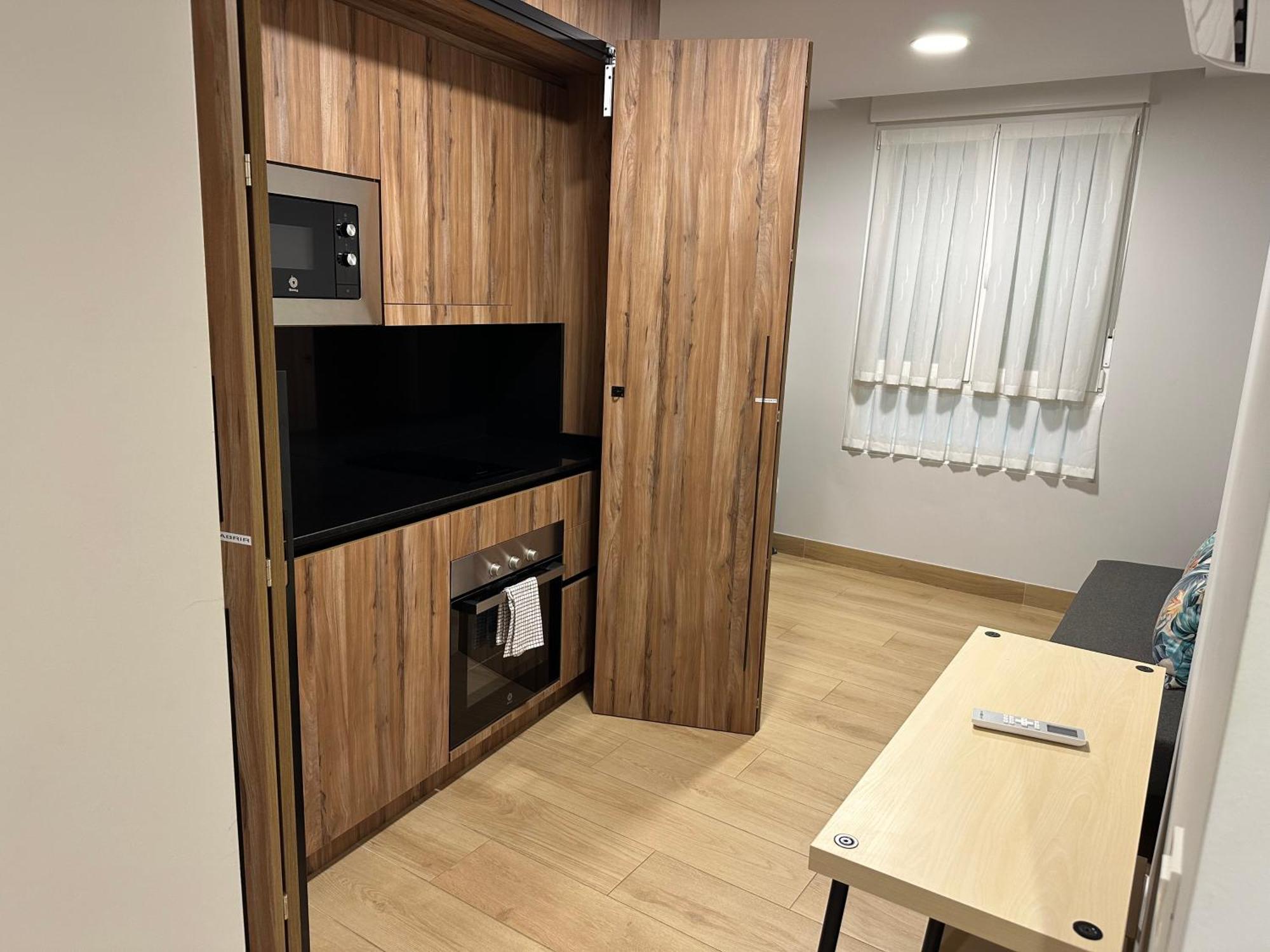 Apartamentos Turisticos Santa Apolonia 62 Avilés Exteriör bild