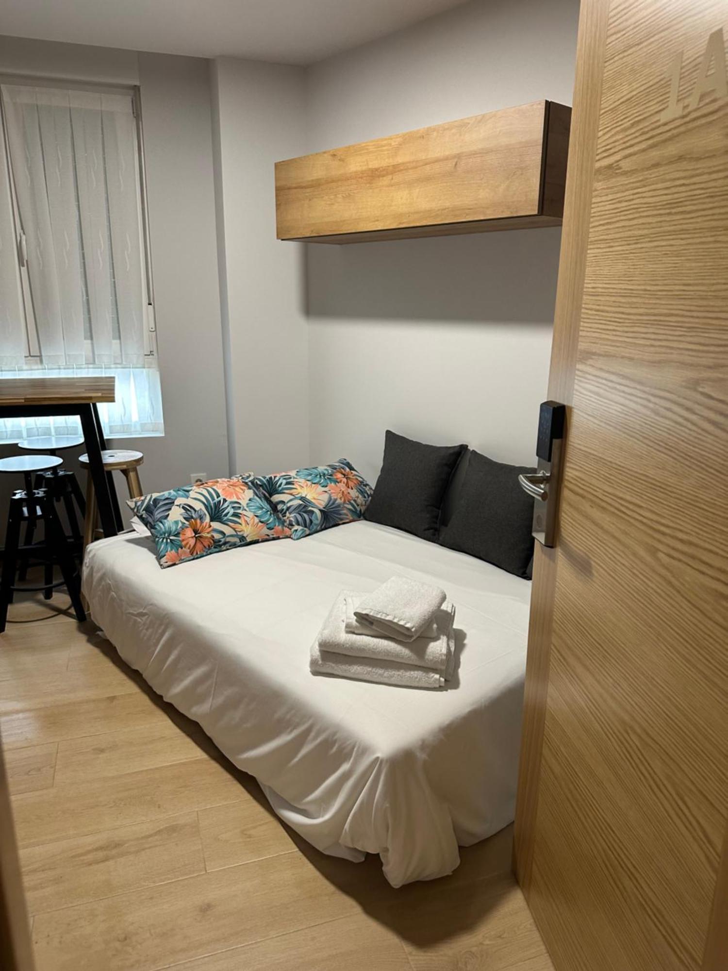 Apartamentos Turisticos Santa Apolonia 62 Avilés Exteriör bild